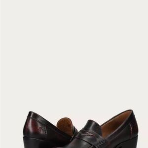 FRYE AND CO. Black and Brown Loafers